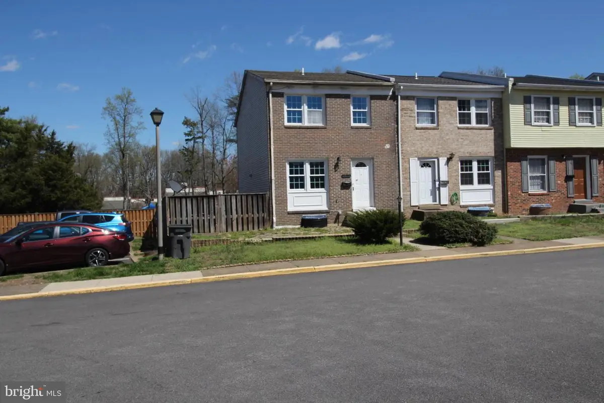2915 Pheasant Ln, Woodbridge, VA 22191 - #1
