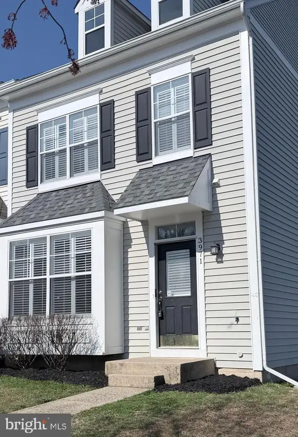 3971 Hartlake St, WOODBRIDGE, VA 22192