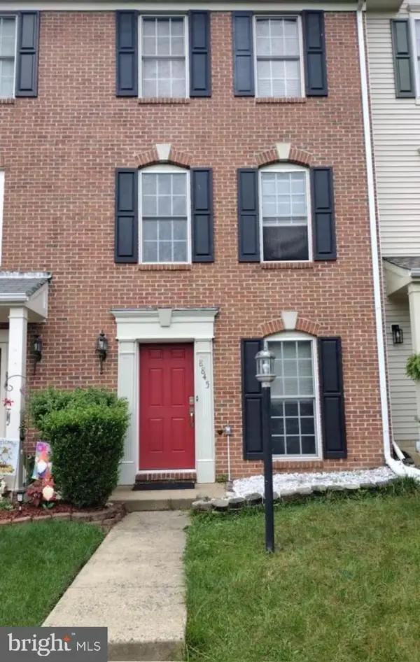 8845 Stable Forest Pl, BRISTOW, VA 20136