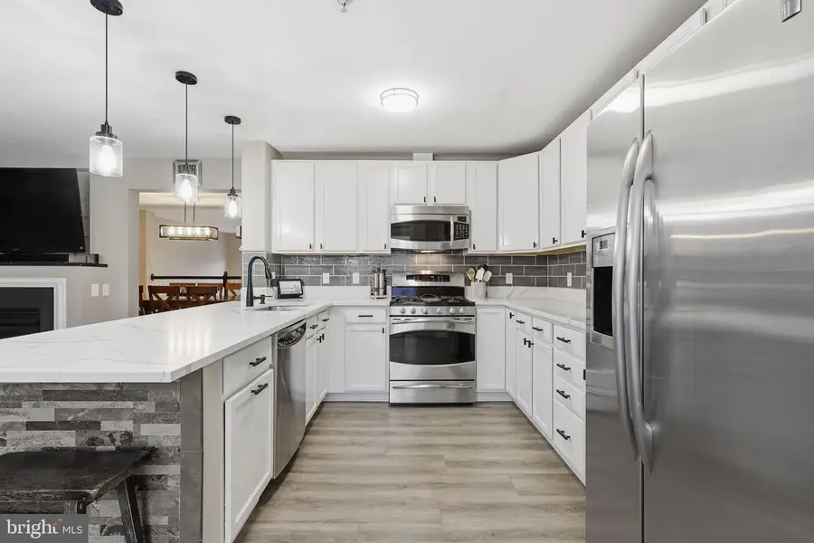 6256 Woodruff Springs Way #22, Haymarket, VA 20169 - #3