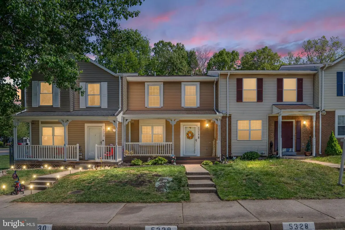 5328 Qualey Pl, Woodbridge, VA 22193 - #1