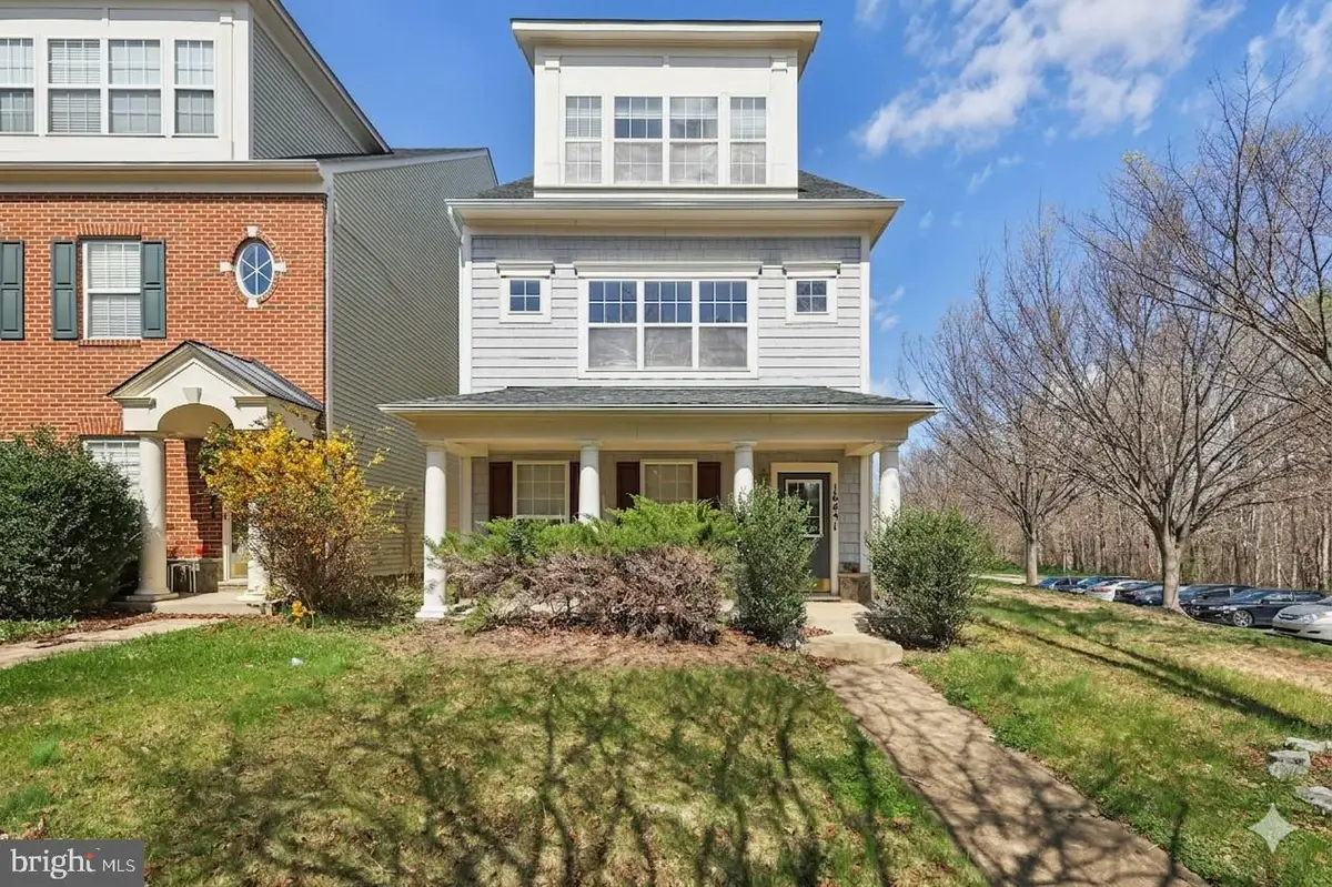 16451 Kenneweg Ct, Woodbridge, VA 22191 - #1