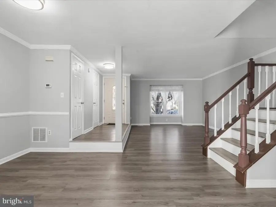 11553 Hill Meade Ln, Woodbridge, VA 22192 - #3