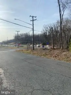 4208 Inn St, Triangle, VA 22172 - #2