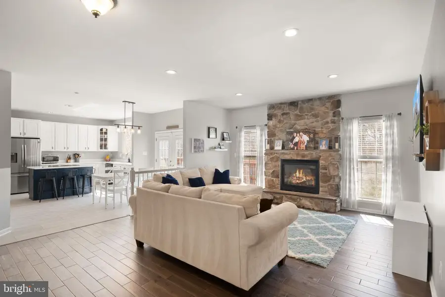 2927 Myrtlewood Dr, Dumfries, VA 22026 - #2