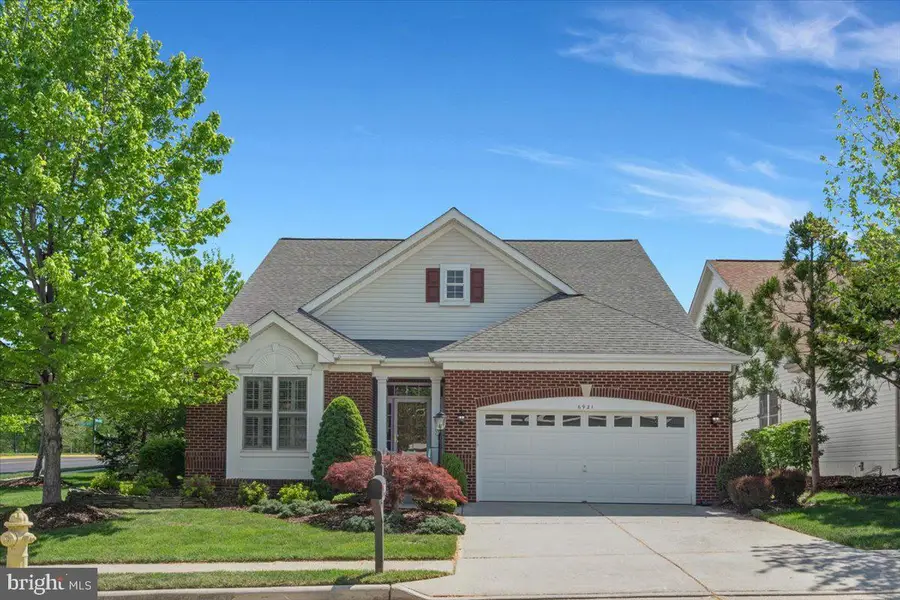 6921 Netherstone Ct, Gainesville, VA 20155 - #2