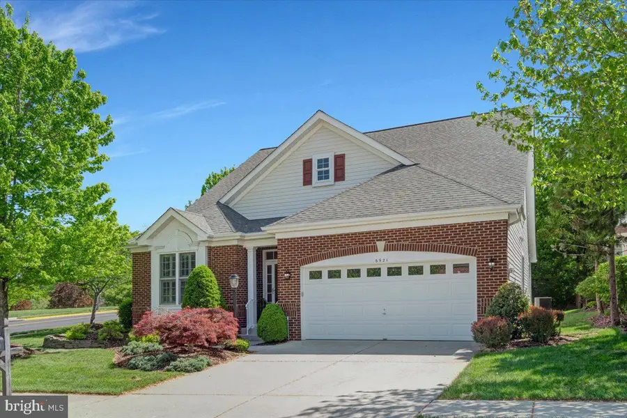 6921 Netherstone Ct, Gainesville, VA 20155 - #3