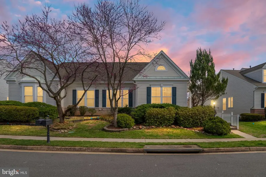 12966 Dunbarton Dr, Bristow, VA 20136 - #2