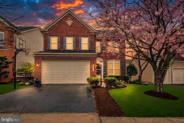 8416 Churchside Dr, GAINESVILLE, VA 20155