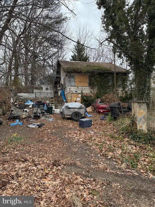 18519 Triangle St, TRIANGLE, VA 22172