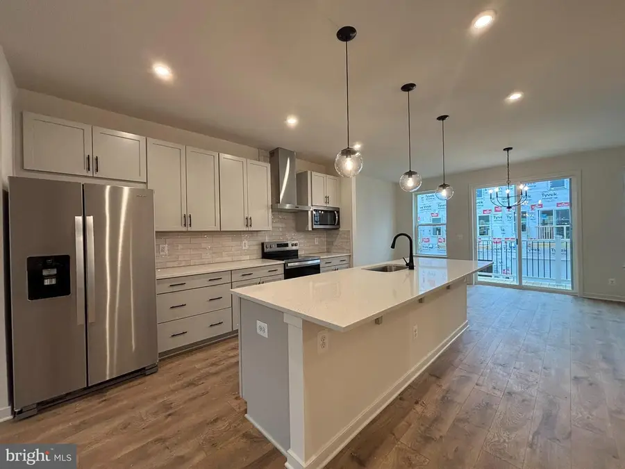 18004 Alicia Ave, Dumfries, VA 22026 - #2