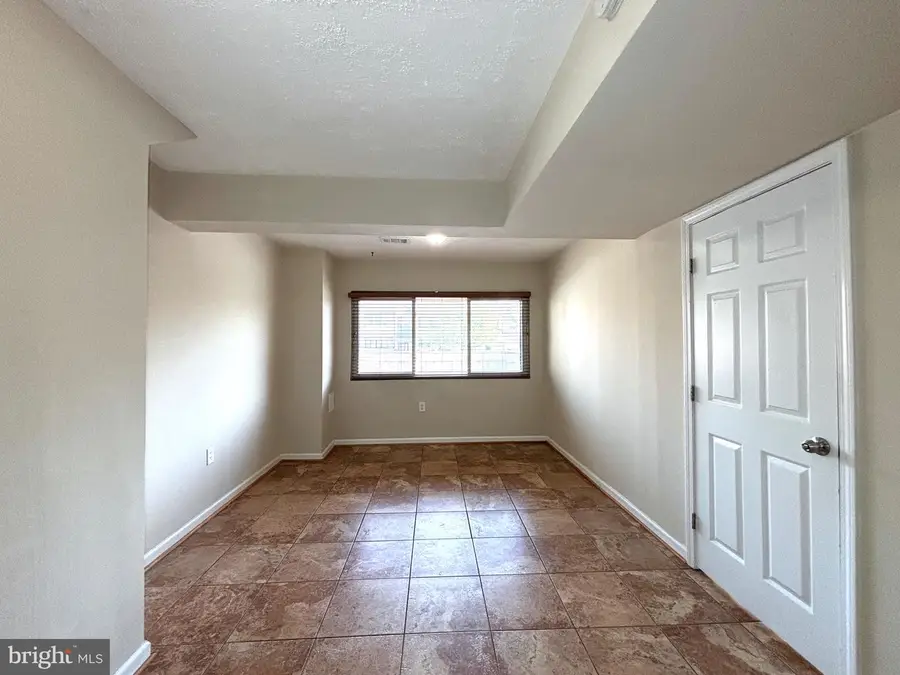 1754 Powder Horn Ter, Woodbridge, VA 22191 - #3