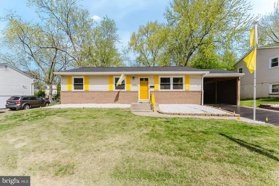 4504 Hamilton Dr, Woodbridge, VA 22193 - #2