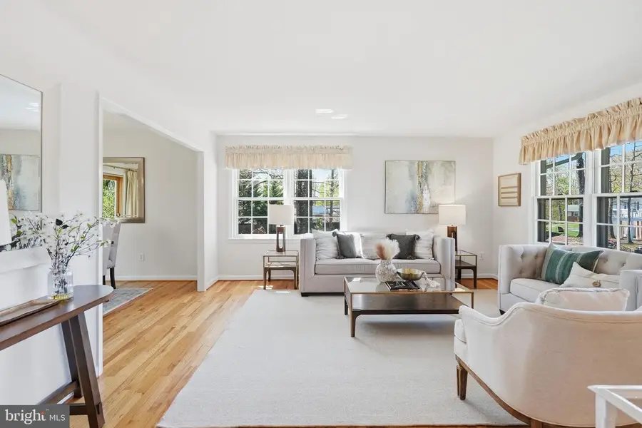 13123 Orleans St, Woodbridge, VA 22192 - #2