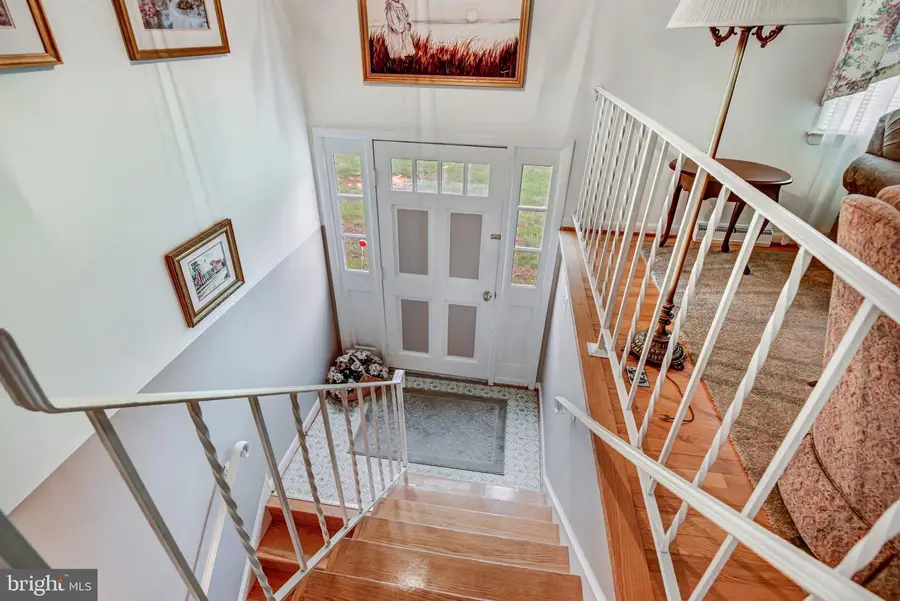 16504 Waterfall Rd, Haymarket, VA 20169 - #2