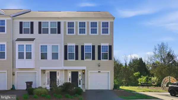 8267 Heritage Crossing Ct #24, MANASSAS, VA 20109