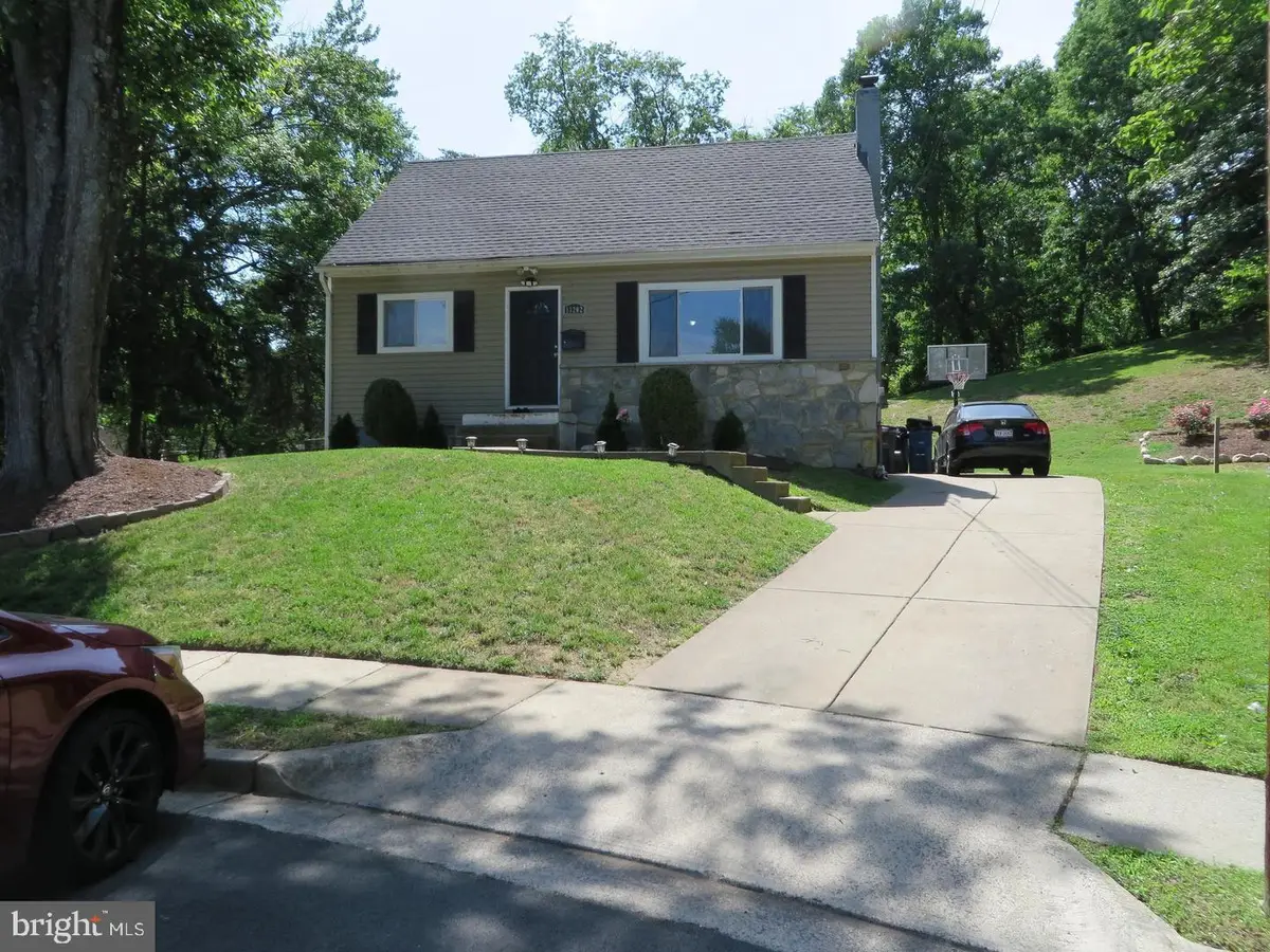 13202 Valley Dr, Woodbridge, VA 22191 - #1