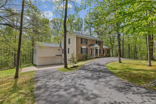 11451 Huntsman Dr, MANASSAS, VA 20112