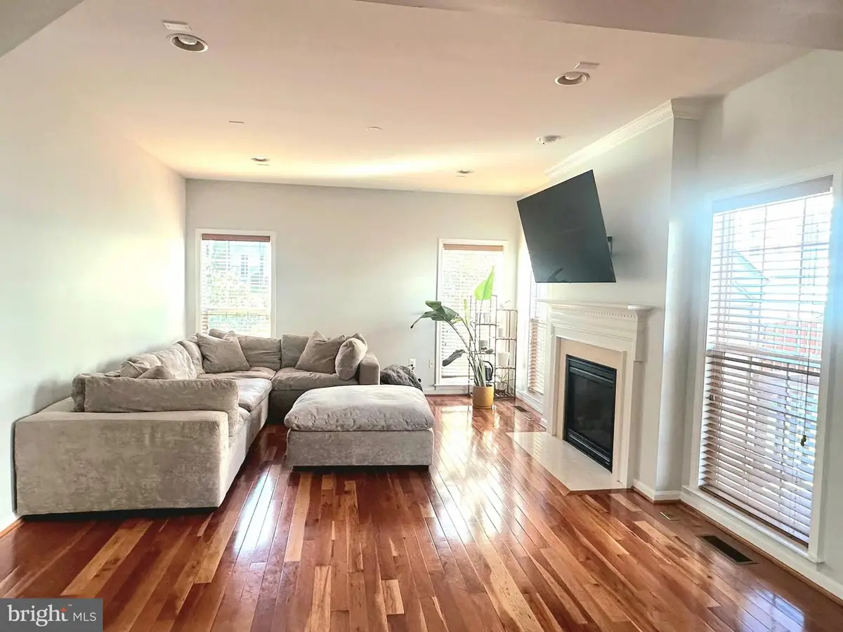 4109 Presidential Hill Loop, Dumfries, VA 22025 - #1