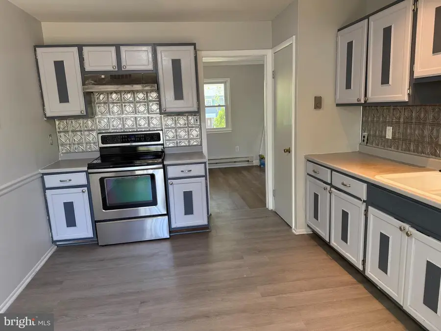 13829 Delaney Rd, Woodbridge, VA 22193 - #3