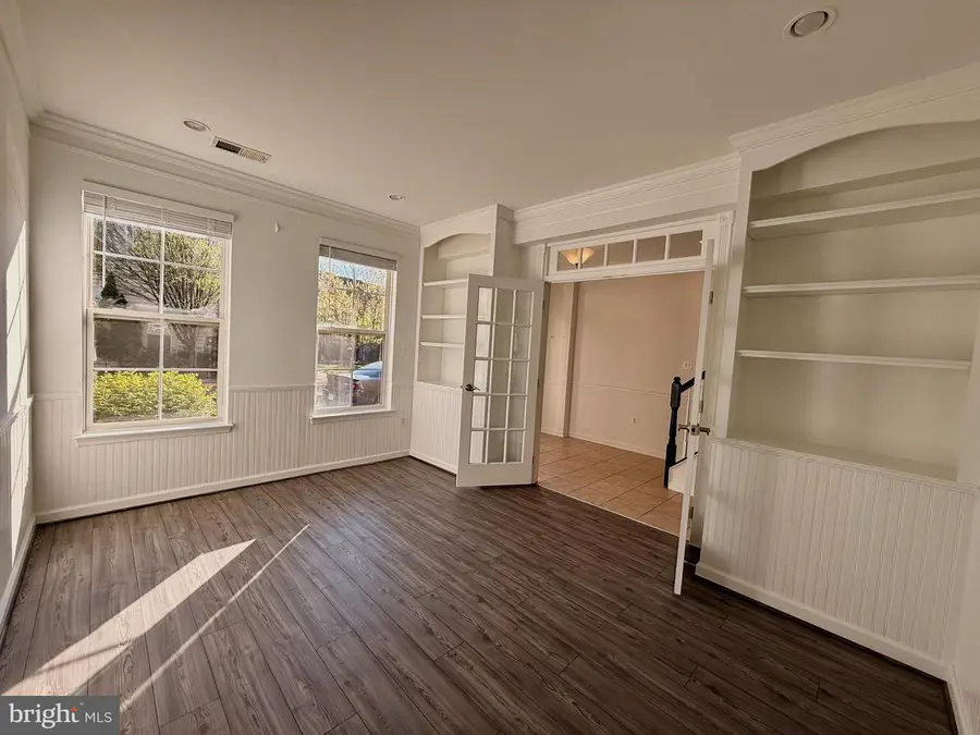 14504 Kentish Fire St, Gainesville, VA 20155 - #3