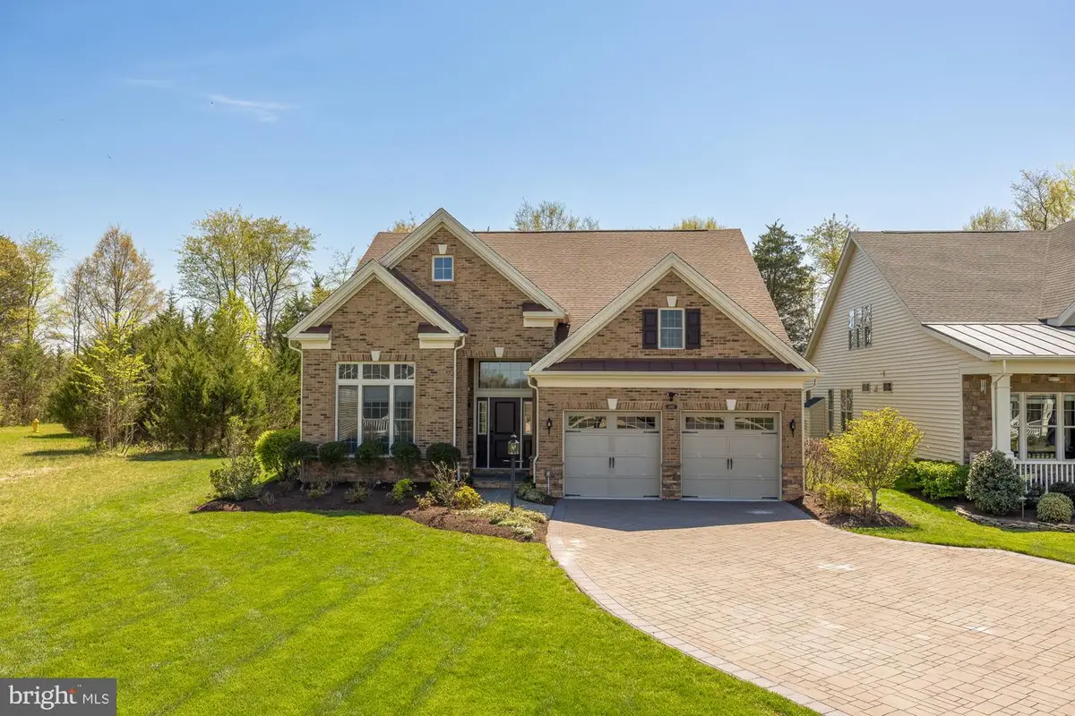 6202 Chancellorsville Dr, Gainesville, VA 20155 - #1