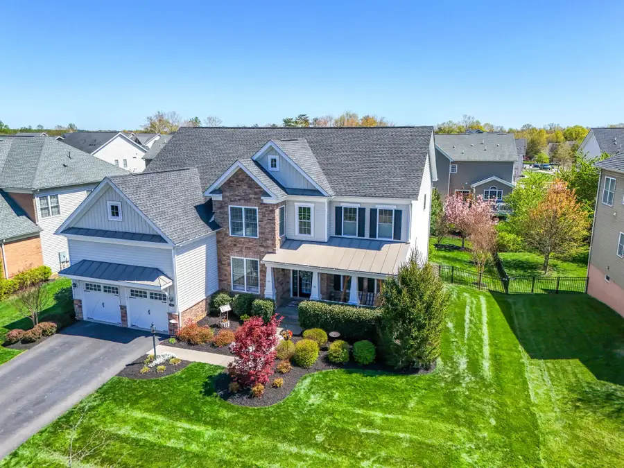 5853 Waterloo Bridge Cir, Haymarket, VA 20169 - #2