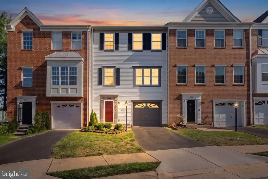 6815 General Lafayette Way, Gainesville, VA 20155 - #2