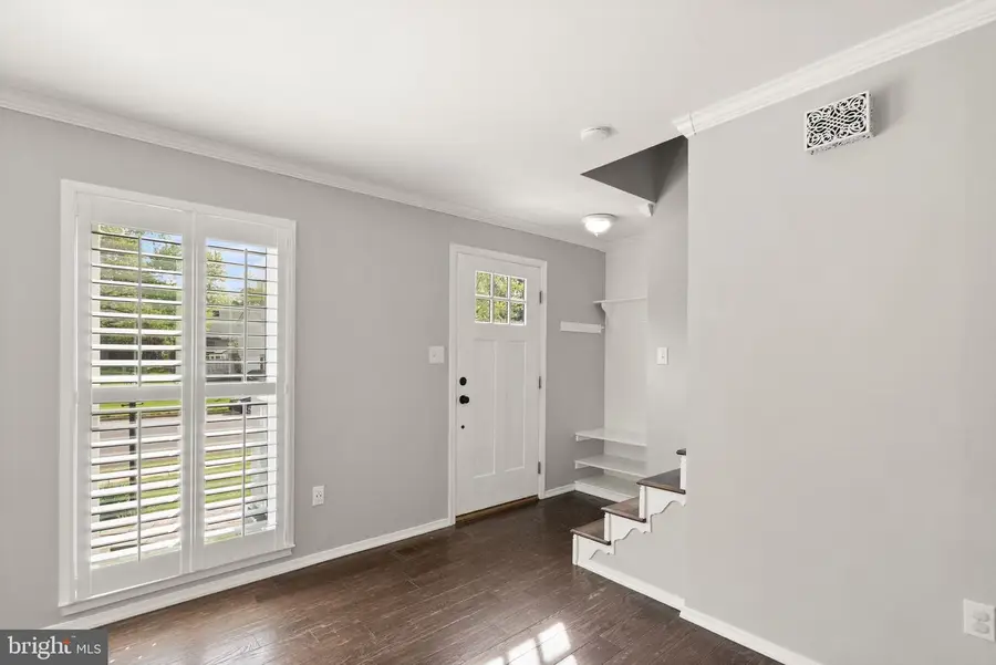 13736 Mahoney Dr, Woodbridge, VA 22193 - #3