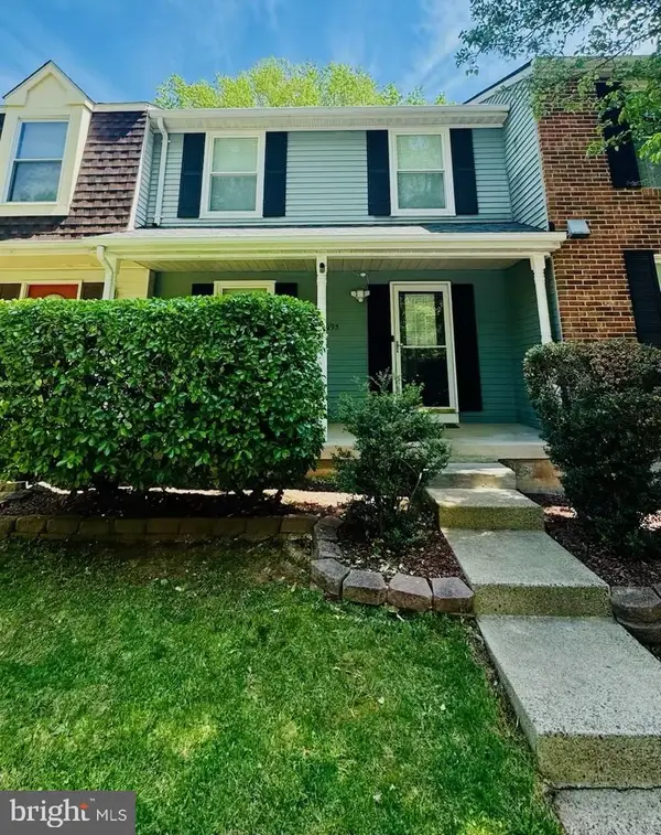 15095 Mill Spring Dr, DUMFRIES, VA 22025