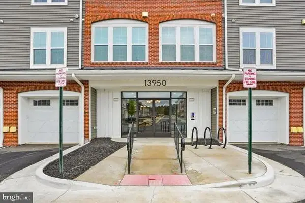 13950 Englefield Dr #203, WOODBRIDGE, VA 22193