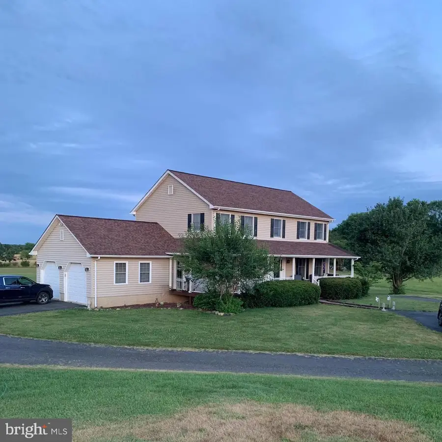 11105 Parkgate Dr, Nokesville, VA 20181 - #2