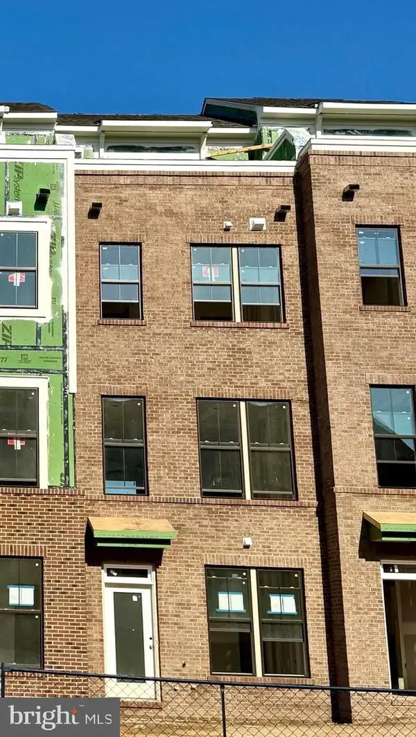 13801 Chrisswind Ave, WOODBRIDGE, VA 22191