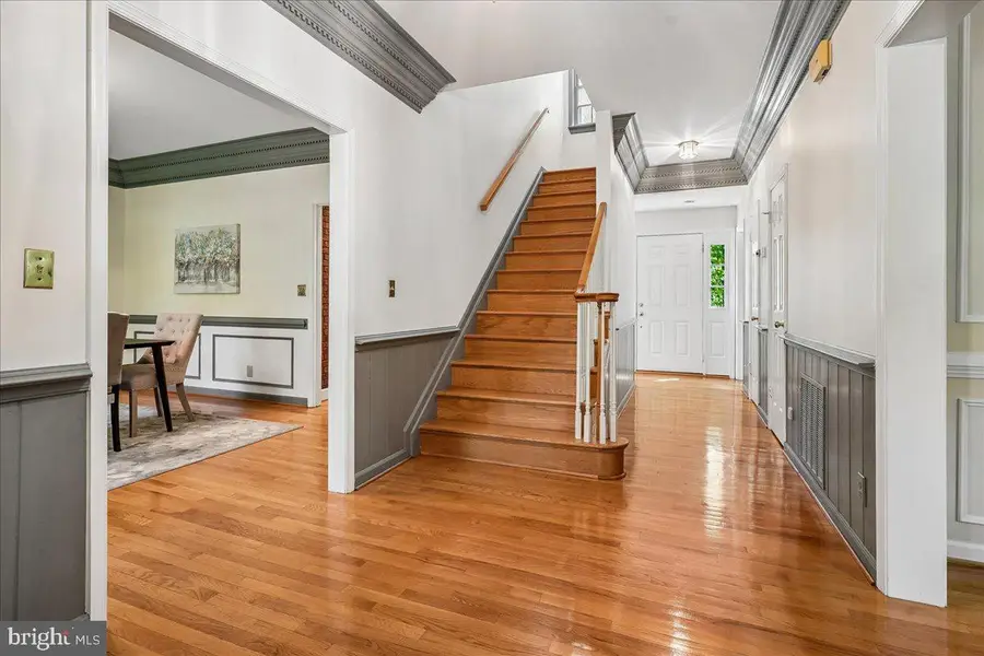 11215 Caisson Ct, Woodbridge, VA 22192 - #2