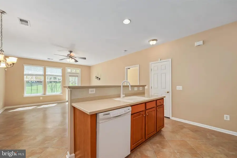 4046 Lunar Eclipse Dr, Dumfries, VA 22025 - #3