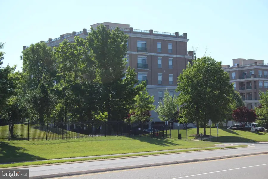 830 Belmont Bay Dr #303, Woodbridge, VA 22191 - #2