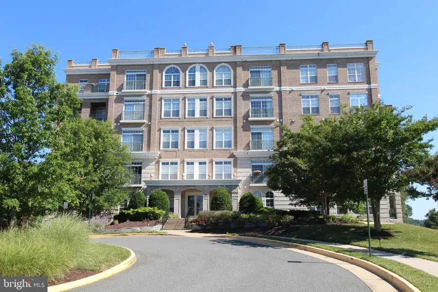830 Belmont Bay Dr #303, Woodbridge, VA 22191 - #3