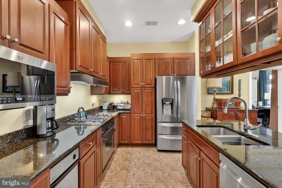 810 Belmont Bay Dr #302, Woodbridge, VA 22191 - #3
