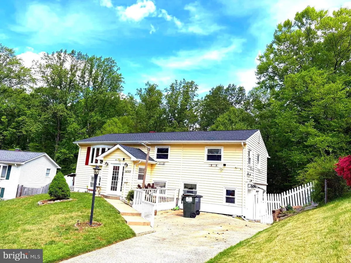 14303 Fairmont Ct, Woodbridge, VA 22193 - #1