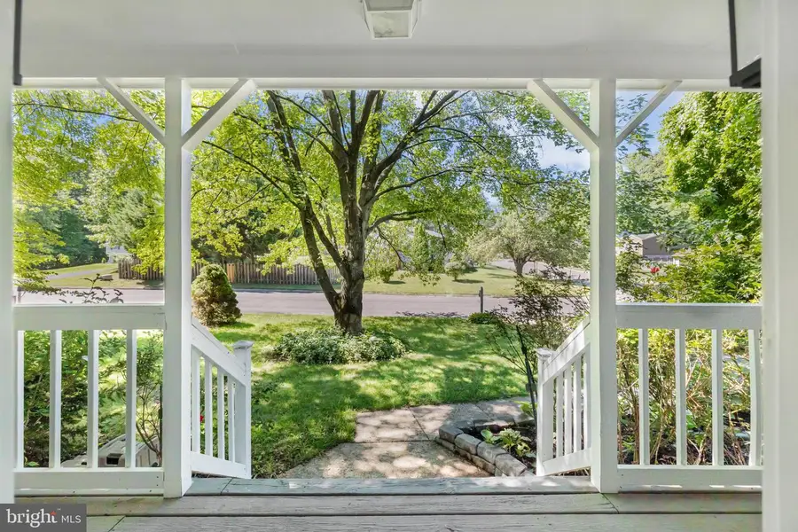5544 Spangler Ln, Woodbridge, VA 22193 - #3