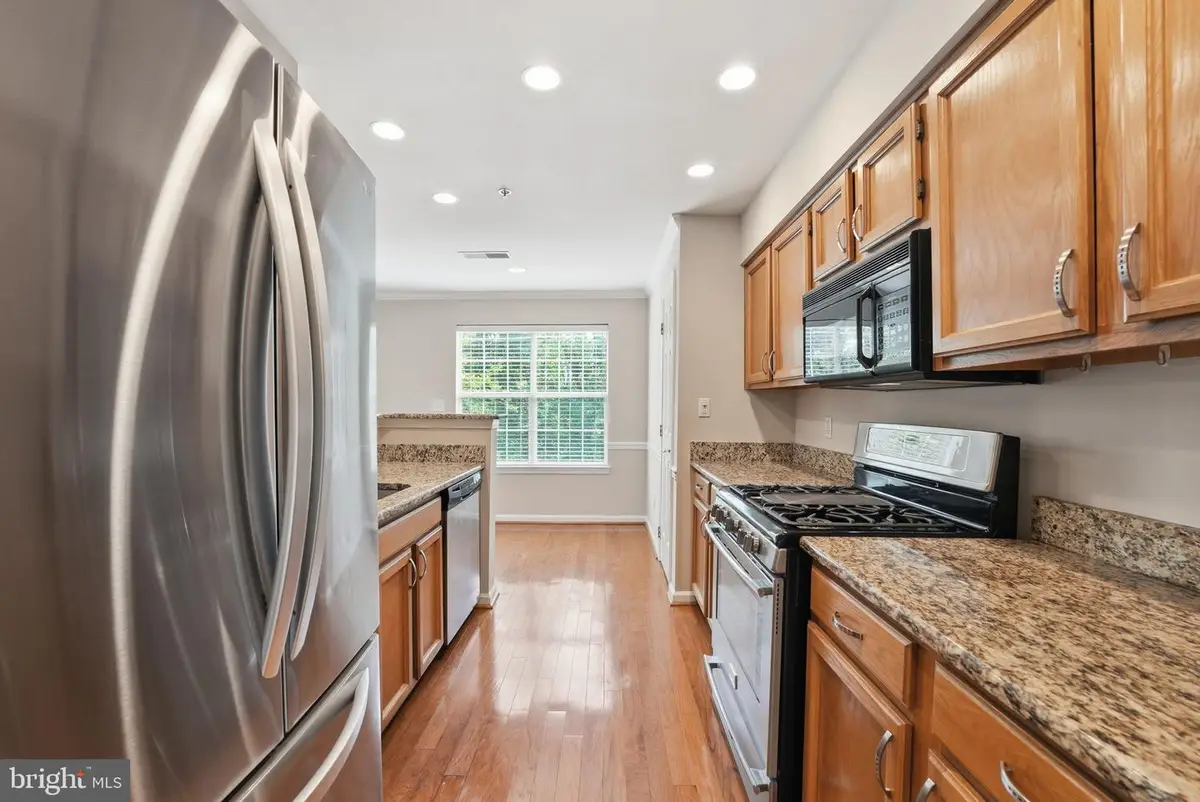 11014 Koman Cir #203, Manassas, VA 20109 - #1