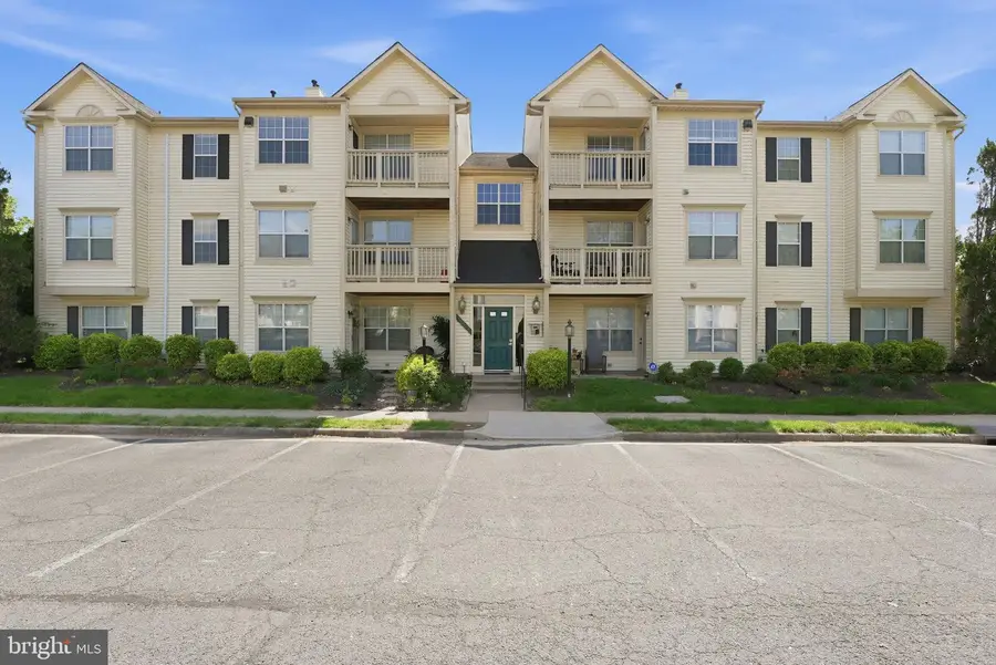 11014 Koman Cir #203, Manassas, VA 20109 - #2