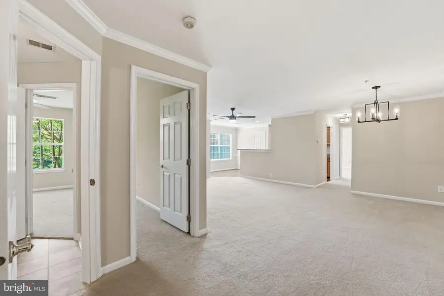 11014 Koman Cir #203, Manassas, VA 20109 - #3