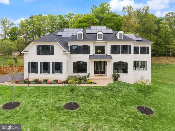 5606 Beachview Creek Dr, WOODBRIDGE, VA 22192