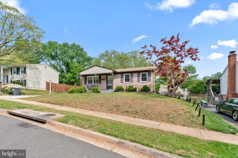 4962 Linsey Ct, Woodbridge, VA 22193 - #3
