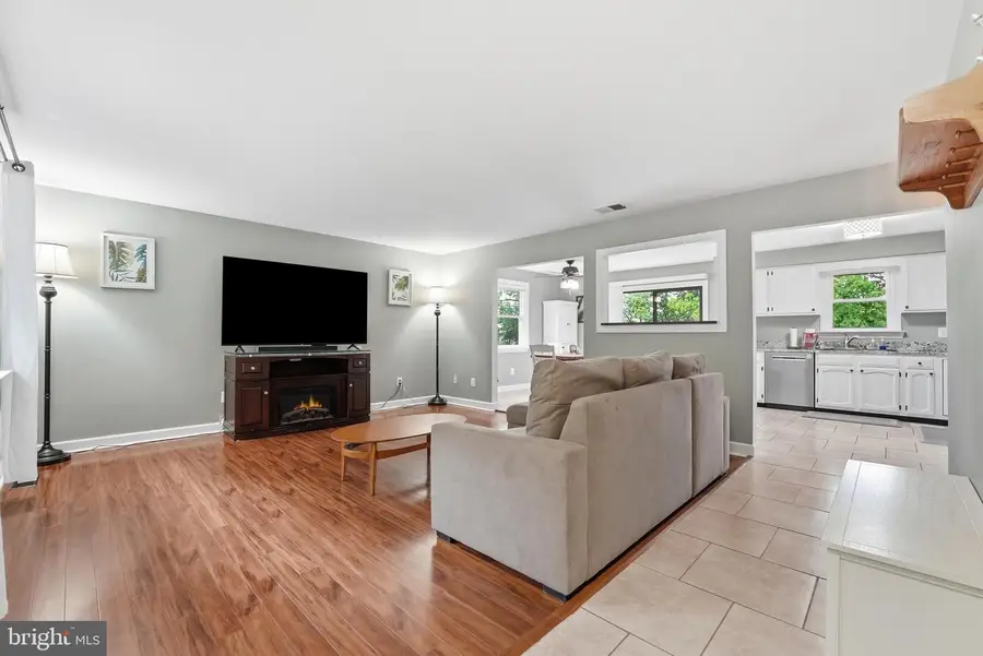 2718 Jackson Dr, Haymarket, VA 20169 - #2