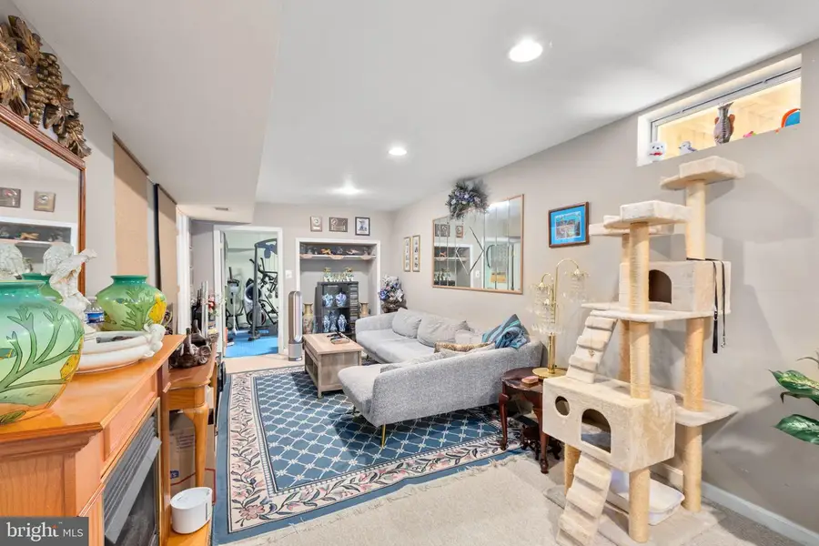 4796 Pearson Dr, Woodbridge, VA 22193 - #3