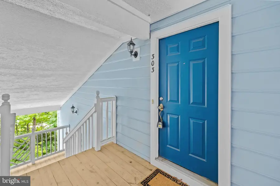 17045 Islip Loop #303, Dumfries, VA 22026 - #3