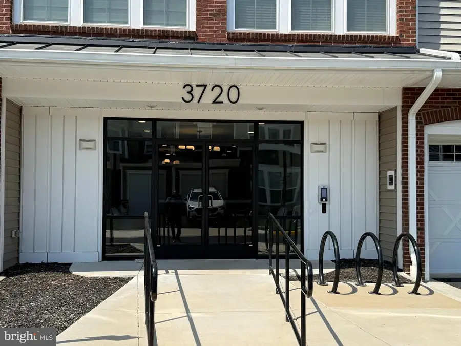 3720 Havertill Ln, Woodbridge, VA 22193 - #3