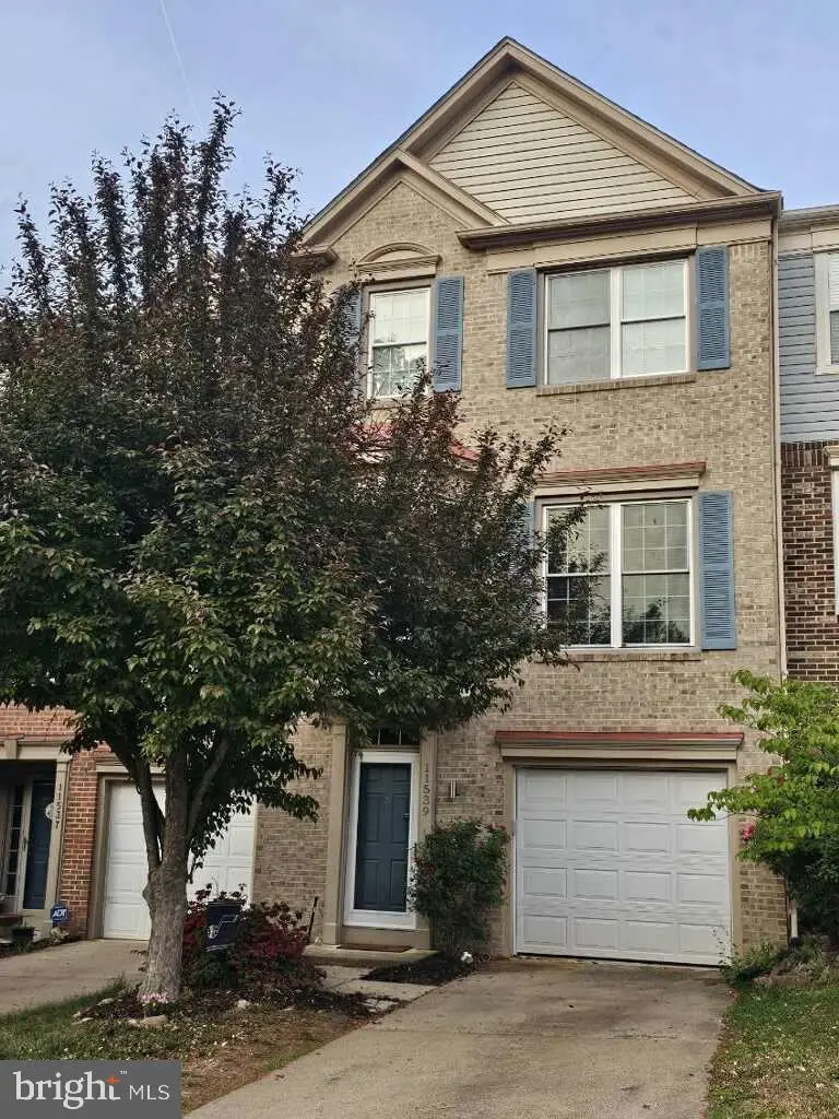 11539 Bertram St, Woodbridge, VA 22192 - #2